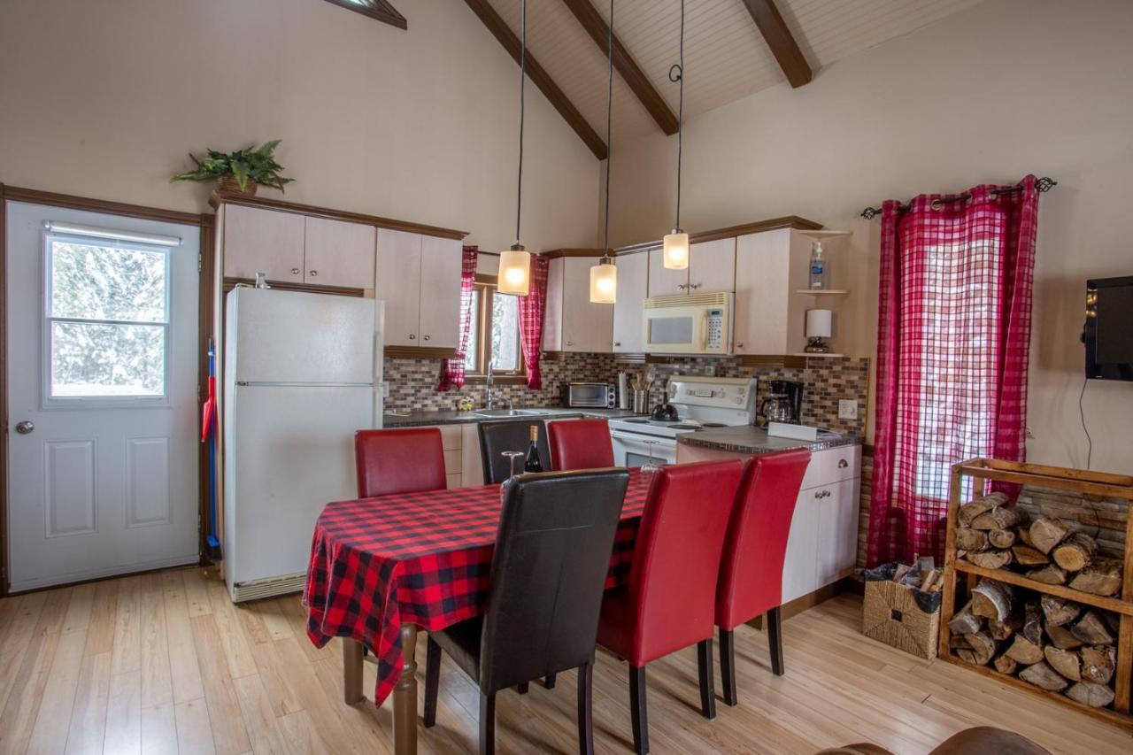 Chalets Du Domaine - De Luxe Notre-Dame-Des-Bois Kültér fotó